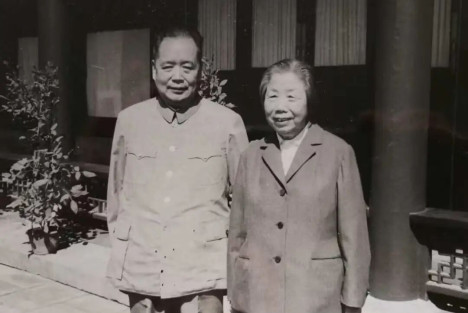 罗挺：回忆邓颖超妈妈对我们晚辈的关怀