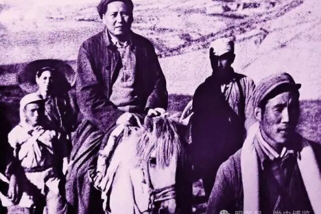 从太行到西柏坡：一座城市的解放，如何让中共中央的转移意向“转了弯”