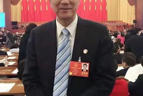 中国社会科学院学部委员、全国人大代表程恩富：以身作则，读懂百年辉煌历程