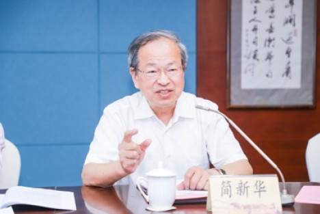 简新华与郑永年商榷：如何正确认识和构建中国经济学自主知识体系？