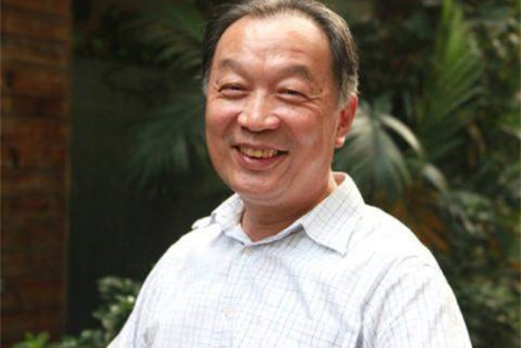 中国不想继续被美国欺负，就要用人民币去挑战！