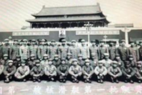 忆中国第一代核潜艇首任艇长杨玺