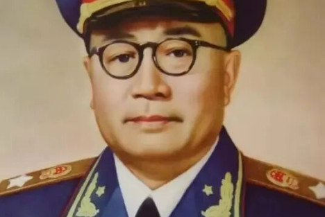 刘弥群：父亲刘伯承不愿自称军事家