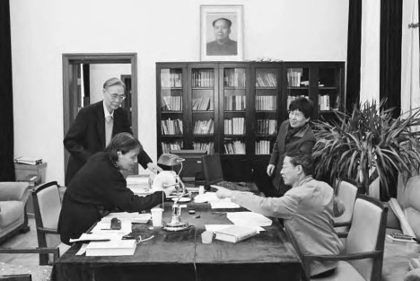 《建国以来毛泽东文稿》编辑团队：领袖著作编辑，定格时代精神