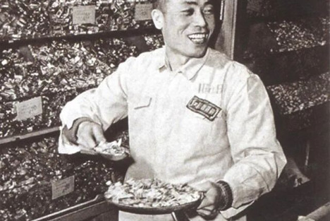 70多年来，那辈人靠什么把不能干成了能？