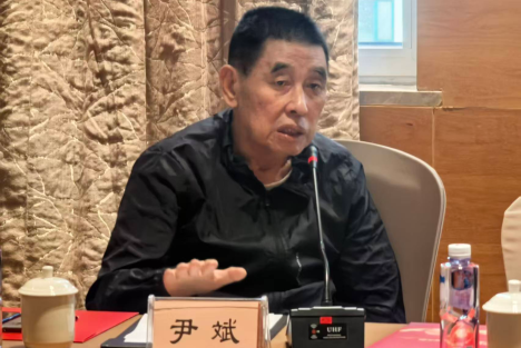 尹斌：长征铸就了振兴中华的基石