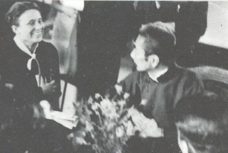 宋庆龄陵园长眠着一位外国女子，她为何能永远伴随着宋庆龄？