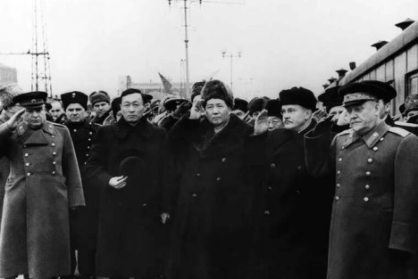 始终坚持独立自主：毛主席的两次访苏