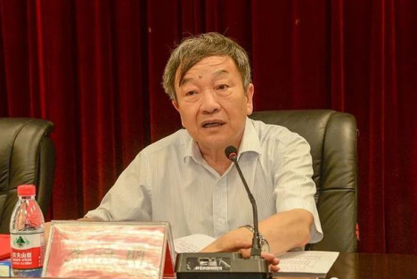 李慎明：游本昌老师说得真好：“我们一切是为了人民，我们来到这个世界上才有价值”，“越早明白这一点，对自己的一生越有好处”