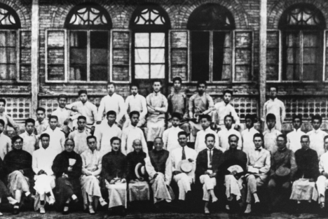 1919年，周恩来痛斥母校南开“接近卖国贼”