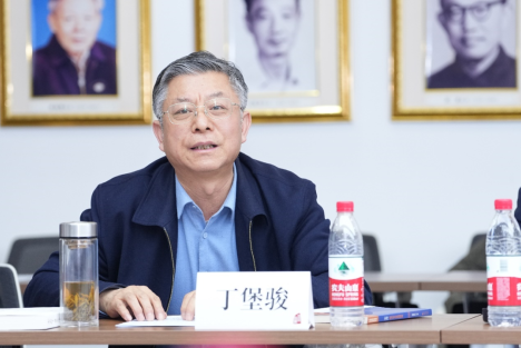 丁堡骏：剩余价值学说仍然是指引我们不走邪路的思想武器