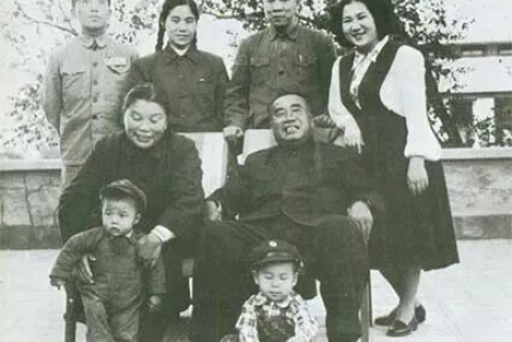 朱德：“人家说我老，我还不甘心”