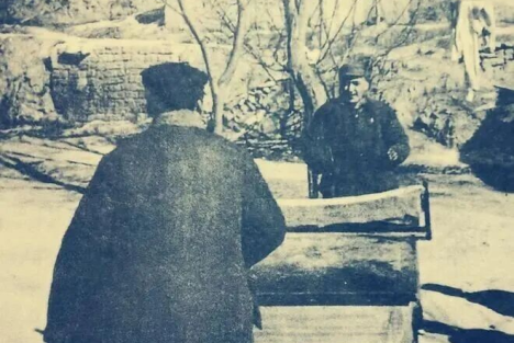 毛泽东：“锻炼体魄，好打日本”