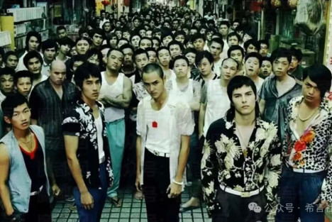 以后去拼多多这样的企业执法，该带多少人？