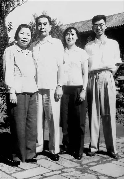 两袖清风：周恩来总理清廉往事