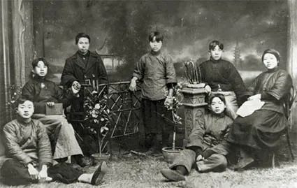 江南体育app下载入口
深情关爱烈士亲属