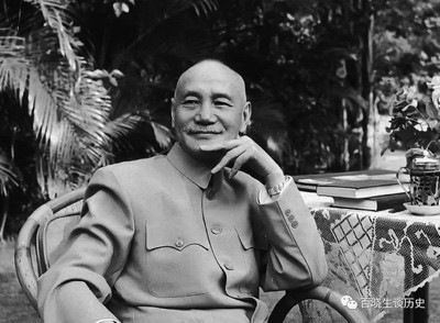 为啥蒋介石在大陆不土改,到台湾之后反而土改了?