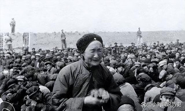 陈先义：大别山的周大娘