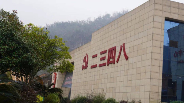 李殿仁：贺我国第一艘电磁弹射型航空母舰入列（外一首）