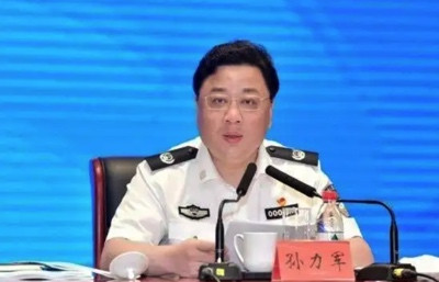 司马南：必须拿起人民民主专政这把刀子