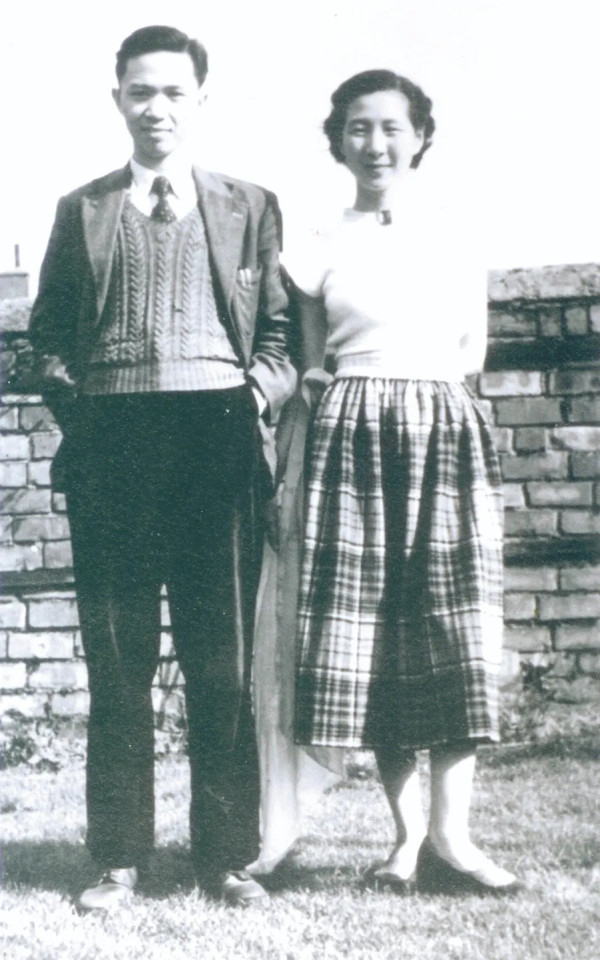 “龙芯一号”上为何刻下她的名字?