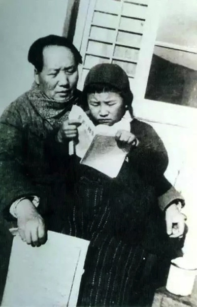 毛主席诞辰129周年:以100张罕见照片来缅怀他老人家!