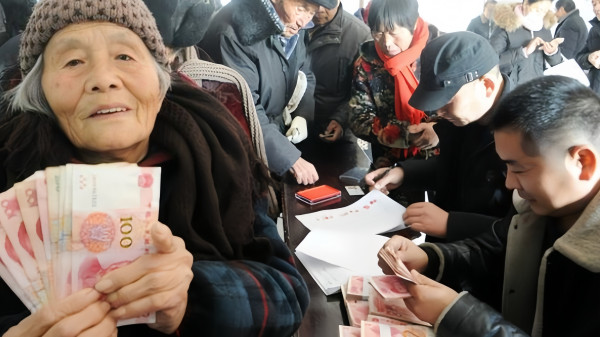 吕德文：关于“农民养老金”讨论的八个误区