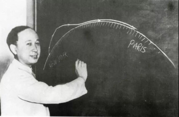 聂荣臻秘书给钱学森送猪肉，被钱学森轰出家门，聂荣臻：你是真笨