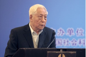 郑科扬:只要是不想我们党垮台的人,都会觉得《居安思危》这个片子好