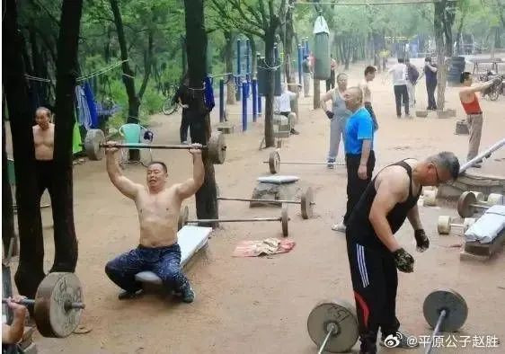 忘记梅西，忘记商业足球，搞点真正的体育