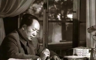 建国后,毛主席给睡自己下铺的副班长彭友胜回信