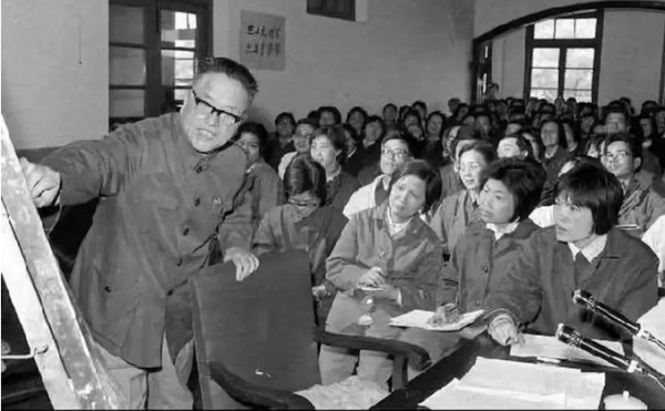 三位党外科学家与毛主席“西湖夜谈”不禁感慨：只有在共产党的领导下，中国才有条件走科教救国的道路