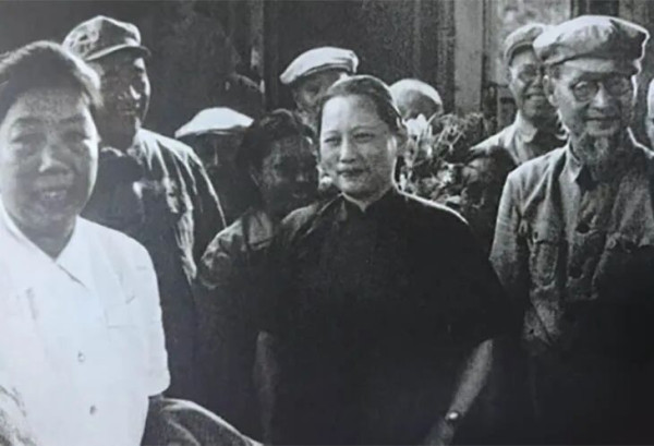 难忘宋庆龄故居行