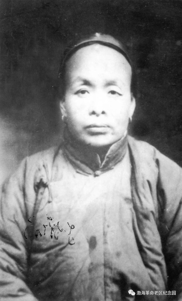 观现代吕剧《马耀南》