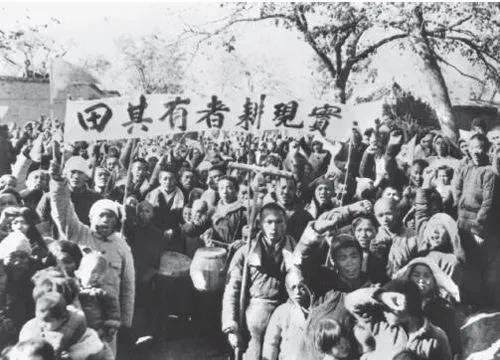 温铁军：新中国工业化的第一步有多难？