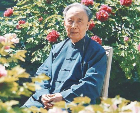 一位民主人士:我要为郭沫若同志说几句话