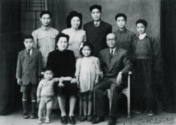 “你的父亲/儿子是自己人”,隐蔽战线父子,送出淮海战役情报