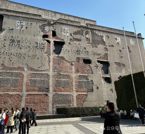 日本女教师：“当我真正站在日军侵华遗迹前，不禁为迟来的愧疚感到无地自容！”