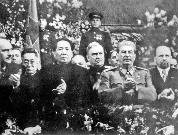 始终坚持独立自主：毛主席的两次访苏