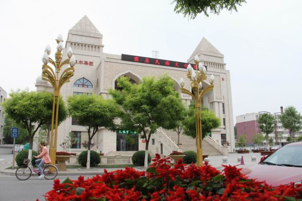 调整大小 调整大小 窦店民族文化宫.jpg