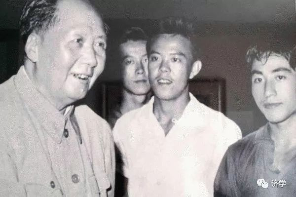 美国前商务部长去毛主席家乡干嘛?