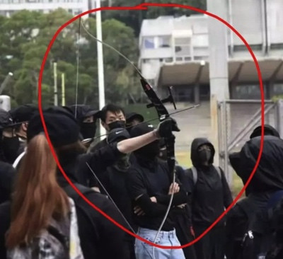 美西方是怎样操纵“颜色革命”的?