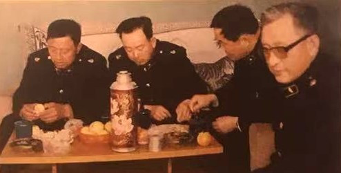 忆中国第一代核潜艇首任政治委员崔桂江