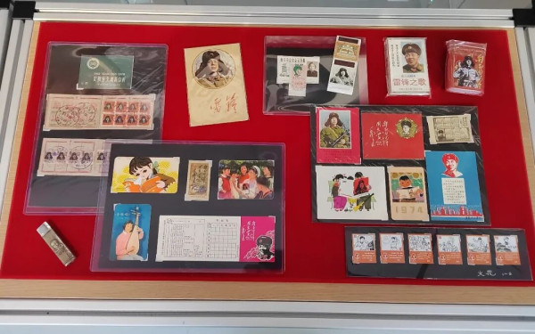 纪念毛主席为雷锋题词63周年，63件雷锋文物亮相东城区