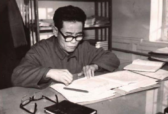 彭士禄:为公明白,为私糊涂,我虽姓“彭”,但心中永属“百姓”!