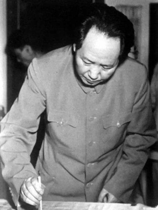 司马南：毛主席主张支持日本人把美国人赶走