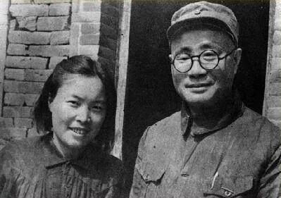 刘弥群：父亲刘伯承不愿自称军事家