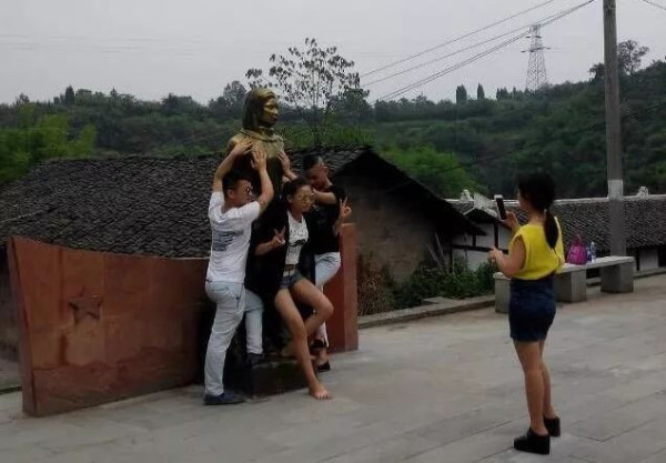 人大教授清明感悟:如何在学校开展尊崇英雄烈士的教育