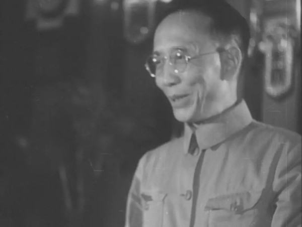 1949年毛主席在新政协筹备会上