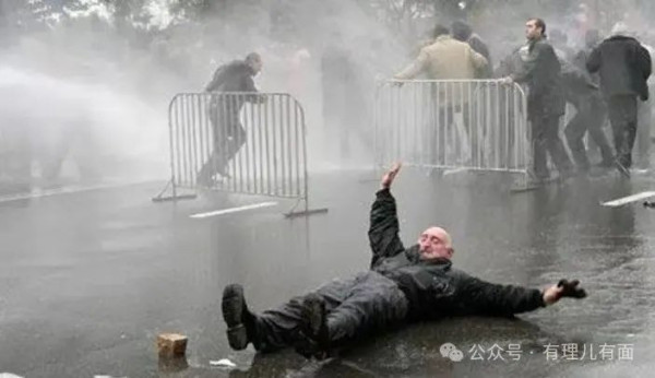 格鲁吉亚何时回归平静?
